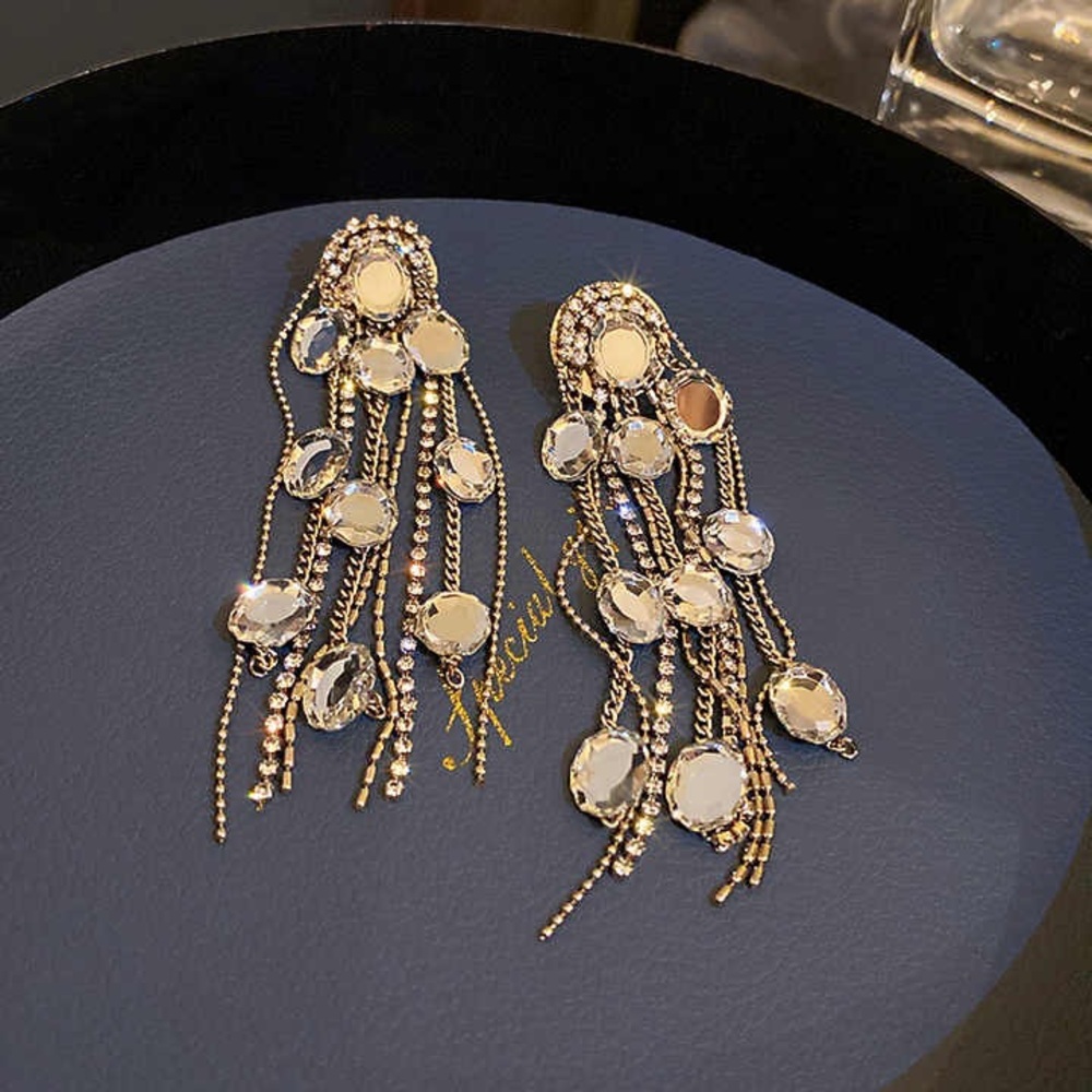 NEW Fancy Needle Tassel Gold Plated Rhinestone Long Fringe Chain Drop Earrings